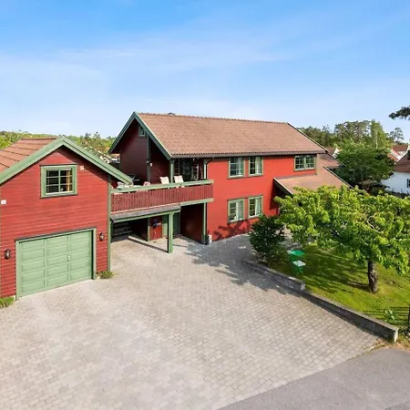 La Casa Roja Sandefjord